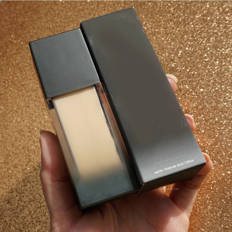 NUDE Flawless Liquid Foundatio - Beauty Huda Makeup recension och pris