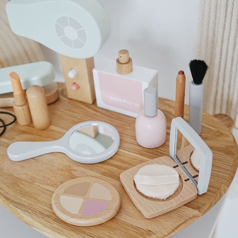 New Children Wooden Simulation - Beauty Makeup Games Free recension och pris